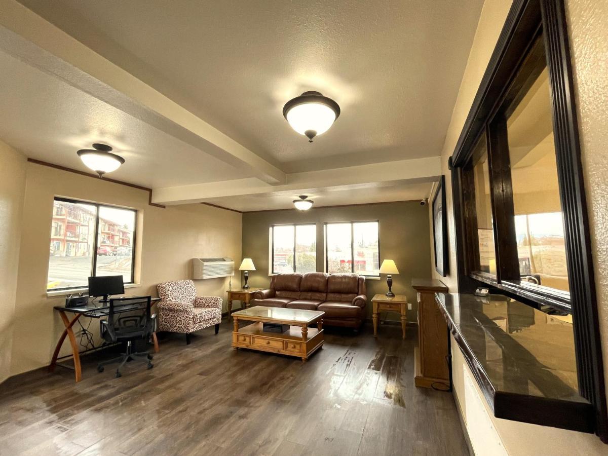 Fairbridge Inn & Suites Moscow - Pullman Exterior photo